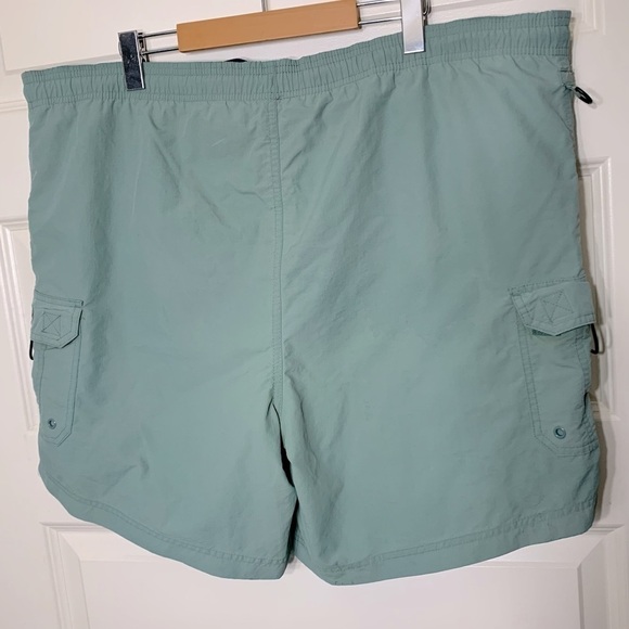 WEEKENDER Traveler Vintage Sage Green Swim & Adventure Shorts Cargo Style Sz 42 - Picture 4 of 13
